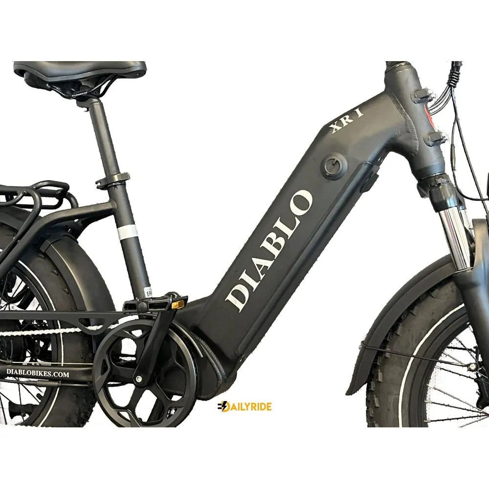 Diablo XR1 – matinė juoda