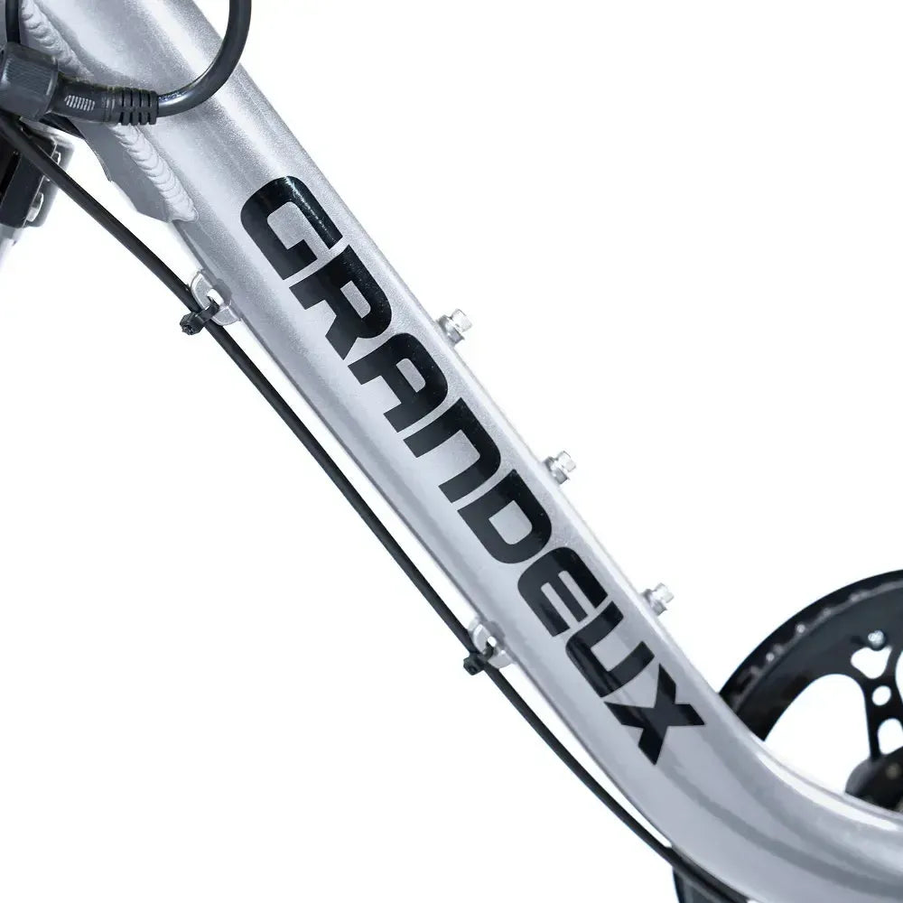 Grandeux Xplore – Pilka